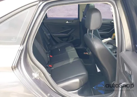 2019 Volkswagen Jetta 1.4T Sel z USA, uszkodzony, nr VIN 3VWE57BUXKM118148